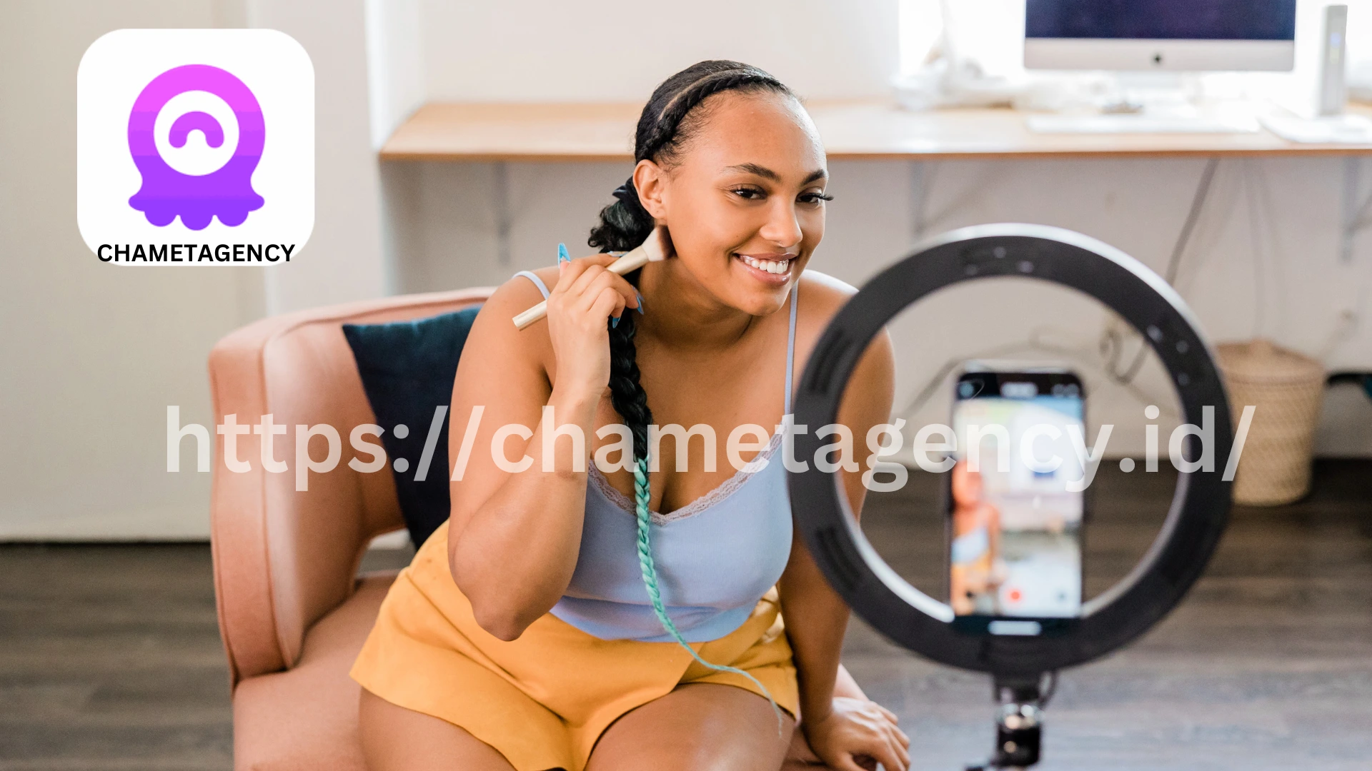 Chamet App host engaging with viewers during a live stream