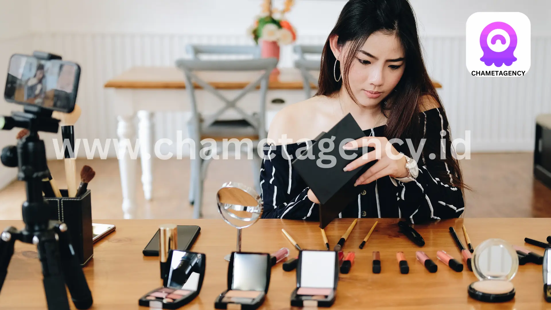 Chamet ID card with a unique identification number