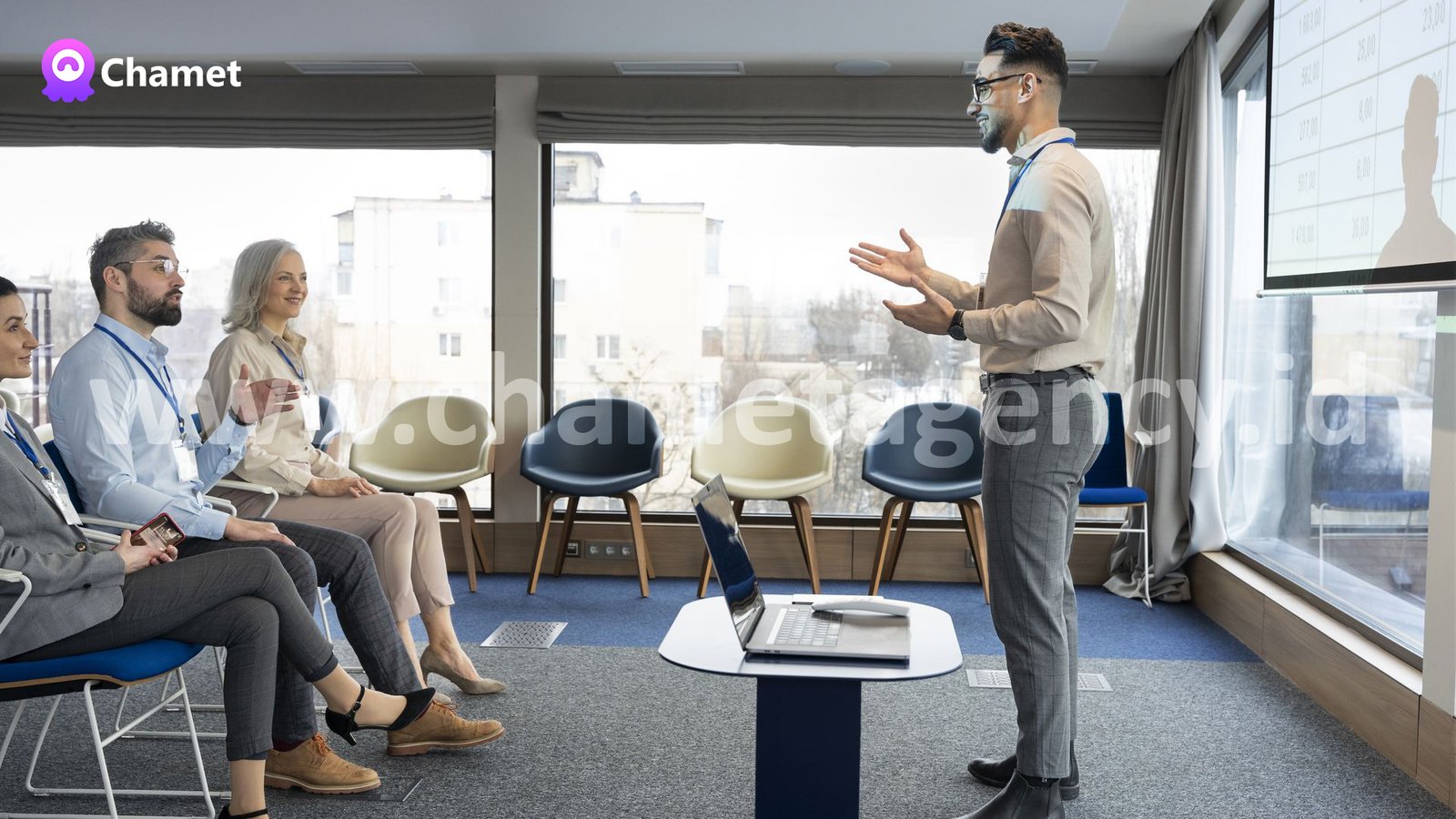 The Significance of Regular Meetings for Chamet Agency Teams